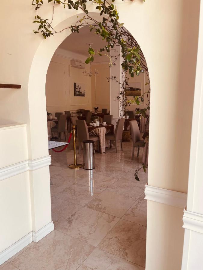 Hotel Regina Margherita 博尔迪盖拉 外观 照片